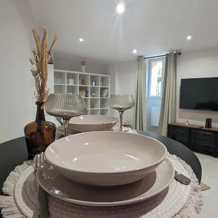 Roch'amore Troglodyte Romantique Et Unique アパート *